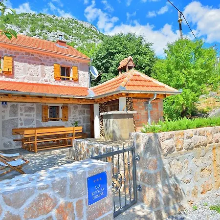 Vakantiehuis House Martelina Starigrad Paklenica