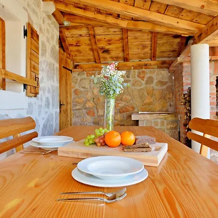 Vakantiehuis House Martelina Starigrad Paklenica
